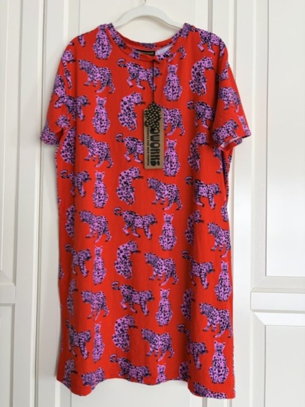 NWT Nooworks T Dress Sondler Cat, Large